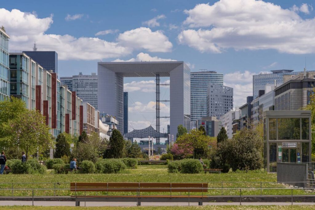 Pourquoi l’immobilier neuf dans les Hauts-de-Seine séduit-il les cadres ?